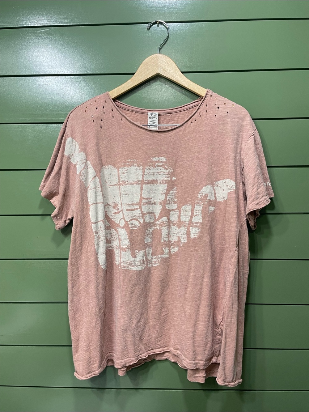 Magnolia Pearl Aloha Tee